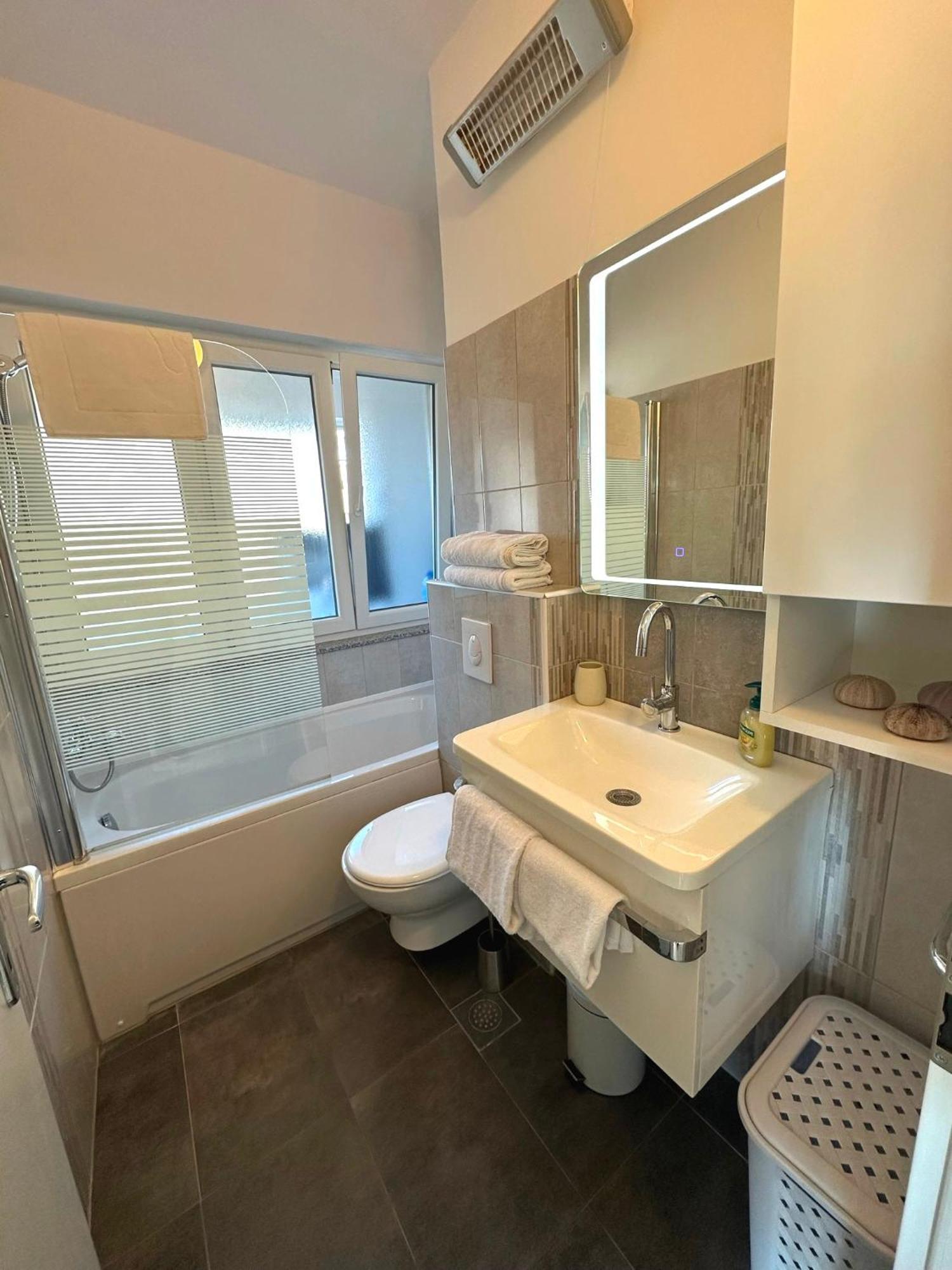 Spacious 3Bdr App In Center "Sunny Bayside" Zadar Bagian luar foto